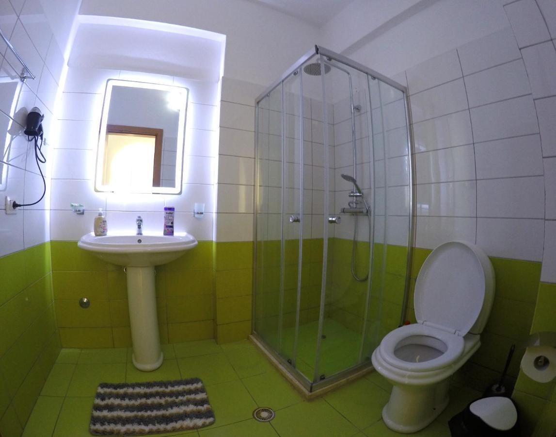 Appartamenti Vista Mare Saranda Exterior foto